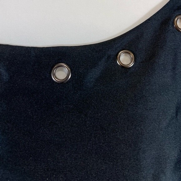 Vintage Papell black silk grommet lined vback top size 14P - Picture 2 of 5